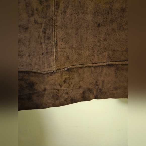 ROOTS CANADA A-line suede skirt - Picture 6 of 8